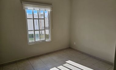 Casa en renta en santa fe juriquilla 3 Rec y estudio en Pb cerrado