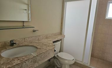 Casa en renta en santa fe juriquilla 3 Rec y estudio en Pb cerrado
