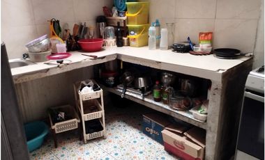 SE VENDE INMUEBLE CON LOCAL COMERCIAL Y DEPARTAMENTO EN TARAPOTO