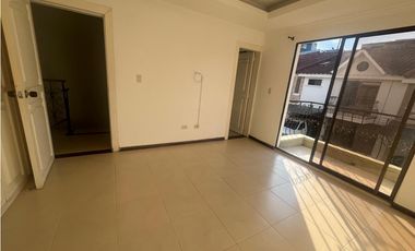 SE ARRIENDA CASA DENTRO DE CONDOMINIO AL NORTE DE ARMENIA
