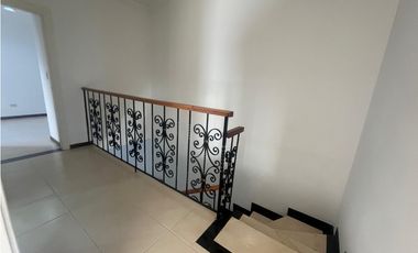 SE ARRIENDA CASA DENTRO DE CONDOMINIO AL NORTE DE ARMENIA