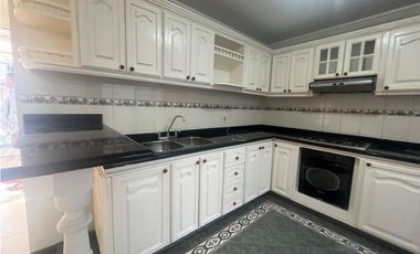 SE ARRIENDA CASA DENTRO DE CONDOMINIO AL NORTE DE ARMENIA