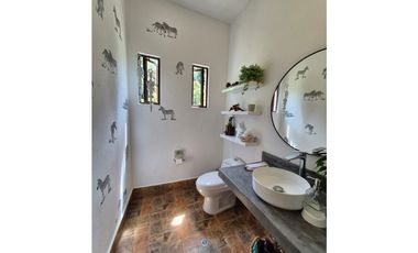 VENTA DE CASA CAMPESTRE EN ALTOS DEL ESCOBERO ENVIGADO