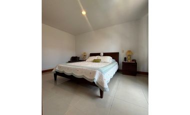 VENTA DE APARTAMENTO PONTEVEDRA PARTE PLANA ENVIGADO