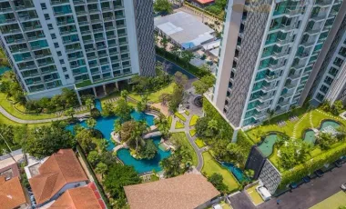 Luxury 1BR for Rent/Sale at The Riviera Wongamat  | Pool View