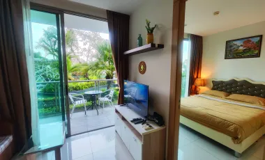 Luxury 1BR for Rent/Sale at The Riviera Wongamat  | Pool View