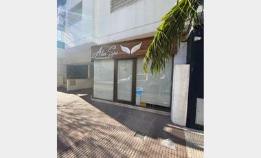 Local a la calle en Venta Ramos Mejia / La Matanza (B111 528)