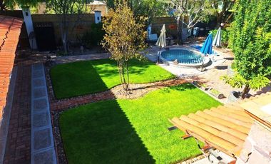 Casa estilo colonial en fraccionamiento ideal para el retiro