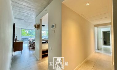 General Arias y Uruguay - Exclusivo depto. con jardín, pileta, parrilla y coch - Venta - Punta Chica