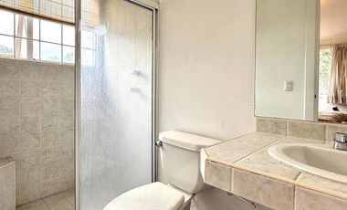 RENTA DE CASA Y DEPARTAMENTO CON JARDIN  EN COLONIA LOMAS HIPODROMO