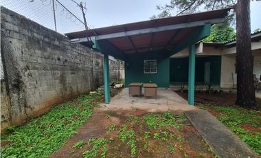 CASA PARA LA VENTA EN VILLAS DEL GOLF CARRASQUILLA