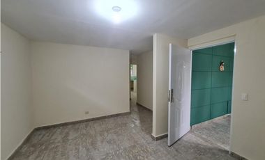 CASA PARA LA VENTA EN VILLAS DEL GOLF CARRASQUILLA
