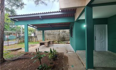CASA PARA LA VENTA EN VILLAS DEL GOLF CARRASQUILLA