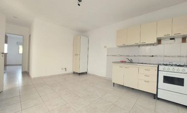 Departamento en venta en Ezpeleta Este