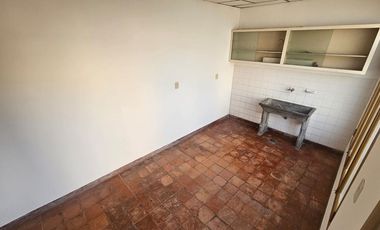 ALQUILER CASA RAMIREZ DE VELAZCO - 7 AMBIENTES