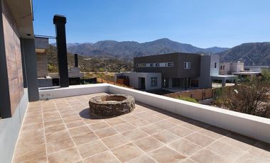 ALQUILA CASA B PRIVADO MENDOZA NORTE COUNTRY GOLF