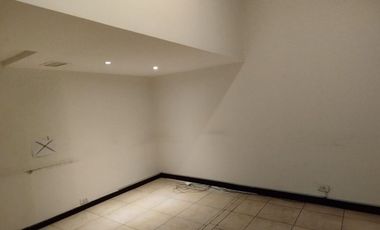 ALQUILER-EDIFICIO PARA OFICINAS/CONSULTORIOS-CDAD