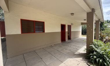 Casa 3 ambientes Parque Pileta Parrilla 836 m2