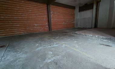 Galpon en Alquiler Villa Dominico ingreso 2 calles