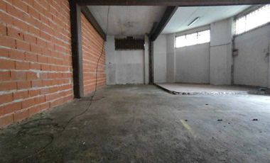 Galpon en Alquiler Villa Dominico ingreso 2 calles
