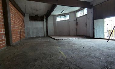 Galpon en Alquiler Villa Dominico ingreso 2 calles