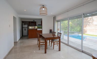 CASA QUINTA 3 DORM. PILETA A 200 METROS DE LA RUTA