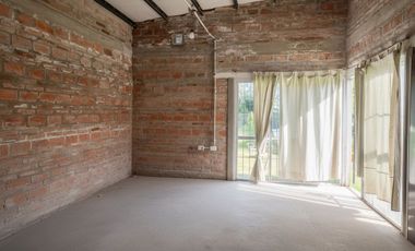CASA QUINTA 3 DORM. PILETA A 200 METROS DE LA RUTA