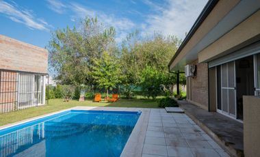 CASA QUINTA 3 DORM. PILETA A 200 METROS DE LA RUTA