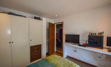Venta PH 4 ambientes con cochera, Barrio El Gaucho