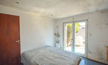 Venta PH 4 ambientes con cochera, Barrio El Gaucho