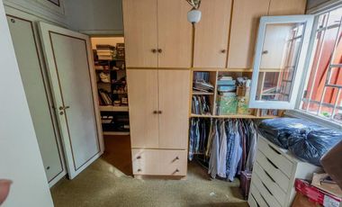 Alquiler chalet de 3 dormi., de estilo City Bell