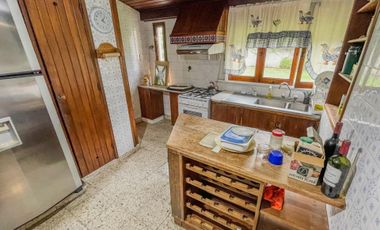 Alquiler chalet de 3 dormi., de estilo City Bell