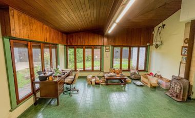 Alquiler chalet de 3 dormi., de estilo City Bell
