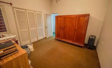 Alquiler chalet de 3 dormi., de estilo City Bell