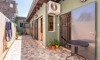 VENTA CASA 5 AMBIENTES C/PILETA PARRILLA Y COCHERA