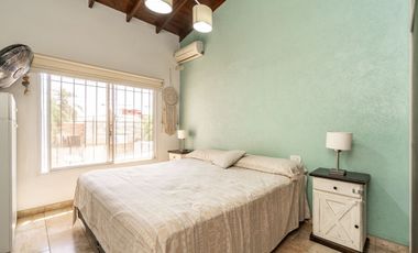 VENTA CASA 5 AMBIENTES C/PILETA PARRILLA Y COCHERA