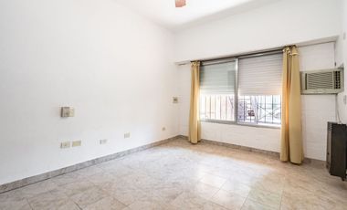 VENTA CASA 5 AMBIENTES C/PILETA PARRILLA Y COCHERA