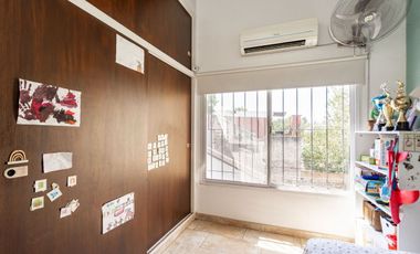 VENTA CASA 5 AMBIENTES C/PILETA PARRILLA Y COCHERA