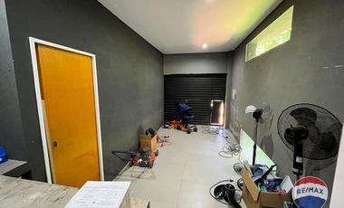 CASA 6 AMBIENTES EN ALQUILER EN LAGOS DE CANNING