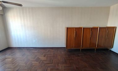 ALQUILER, DOS DORMITORIOS,  PLENO CENTRO DE CBA