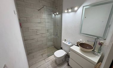 VENTA CASA 5 AMB CON PILETA EN BELLA VISTA CREDITO