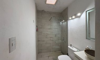 VENTA CASA 5 AMB CON PILETA EN BELLA VISTA CREDITO