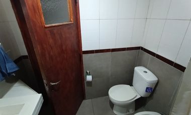 VENTA CASA Y LOTE EN BARRIO CERRADO HURLINGHAM