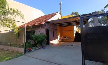 VENTA CASA Y LOTE EN BARRIO CERRADO HURLINGHAM