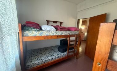 2 viviendas y galpon a 150mts de la playa