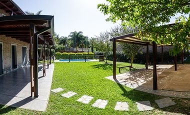 VENTA COMPLEJO DE DUPLEX - COLASTINÉ NORTE