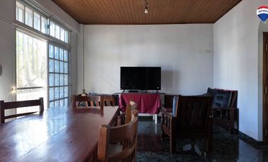 VENTA CASA 5 AMB EN FLORENCIO VARELA CENTRO