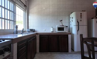 VENTA CASA 5 AMB EN FLORENCIO VARELA CENTRO