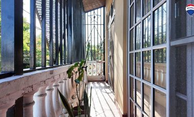 VENTA CASA 5 AMB EN FLORENCIO VARELA CENTRO