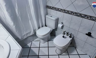 VENTA CASA 5 AMB EN FLORENCIO VARELA CENTRO